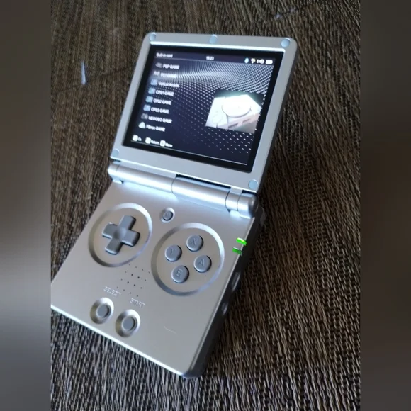 Anbernic RG35XX SP Flip Linux Handheld Game Console GBA 64GB card. - Picture 2 of 8